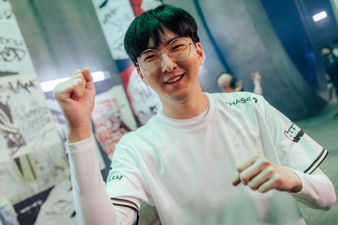 何固执己见 何固执己见